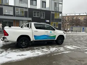 Toyota Hilux VIII 2020, Bajo Kilometraje, Caja de Cambios Automática, Volante a la Izquierda, Neumáticos R20, Estado Oscuro - Product Image 5