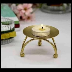 Diya ทองเหลืองสำหรับตกแต่งบ้านเครื่องประดับดิวาลีโลหะสำเร็จรูปสีทองมีลายใบไม้เคลื่อนย้ายได้สำหรับงานเฉลิมฉลองวันเกิด - Product Image 2