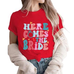 Camisetas Ropa de alto rendimiento Vintage Retro Despedida de soltera Camiseta Here Come The Bride Camisetas para mujer - Product Image 1