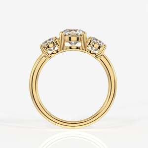 Bague à trois pierres en diamant de laboratoire taille ronde, or 9 carats - Bagues en diamant de qualité supérieure - Product Image 4
