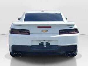 ¡Nueva Llegada a Bajo Precio! Camarro 1LT Coupé RWD 3.6L V-6 A/T Usado del 2015 - Product Image 5