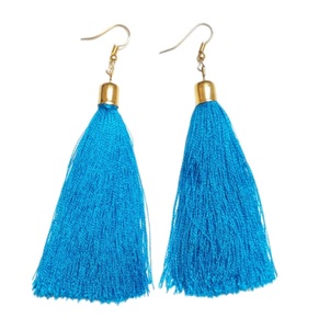 Boucles d'oreilles faites à la main par A.Z Handicrafts, cadeau de fête, bijoux pour femmes, boucles d'oreilles personnalisées, boucles d'oreilles en soie de bonne qualité, faites à la main - Product Image 2