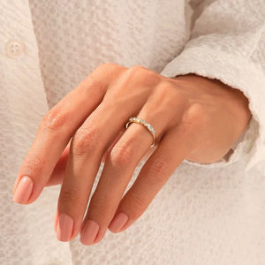 Bague de fiançailles en argent 925 avec diamant moissanite rond de style féminin luxueux, bagues de mariage de luxe, cadeau pour femme - Product Image 5