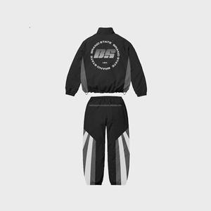 2025 nouvelle mode Nylon coupe-vent survêtement ensemble hommes grande taille personnalisation complète coupe-vent Polyester fermeture à glissière-vente en gros - Product Image 3