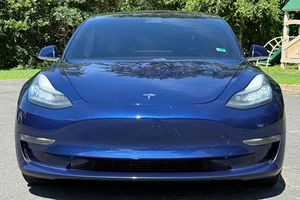 TESLA MODEL 3 LONG RANGE AWD 2019 USADO, VOLANTE A LA IZQUIERDA/DERECHA - Product Image 2