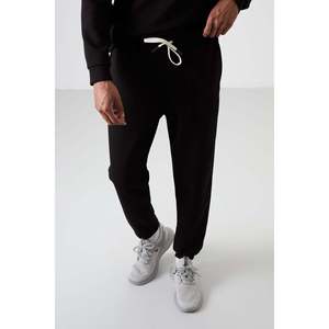 Conjunto Deportivo de Algodón Negro para Hombre, Grueso, Suave, Texturizado, Cómodo, con Bordado, Transpirable, Estilo Casual-85254 - Product Image 2