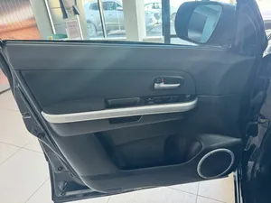 Grand Vitara II Restyling 2012, faible kilométrage, moteur silencieux, transmission automatique, toit ouvrant panoramique, phares à LED - Product Image 5