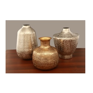 Vase en métal en aluminium au design martelé haut de gamme décor de table floral pour la maison chambre salon ou mariage - Product Image 2