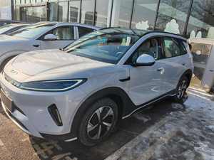 2026 Sealion 05 EV Edición Conducción Inteligente 520KM 4 Ruedas Largo Alcance Coche Eléctrico de Alto Rendimiento Sin Accidentes y Listo para Usar - Product Image 2