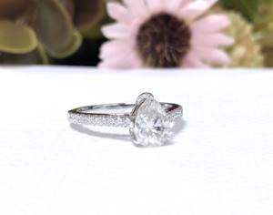 Anillo de Compromiso y Boda con Diamante Cultivado en Laboratorio de Corte Pera de 1 Quilate, Oro Blanco/Amarillo/Rosa Sólido de 10K/14K para Mujer, Joyería de Diamantes - Product Image 1