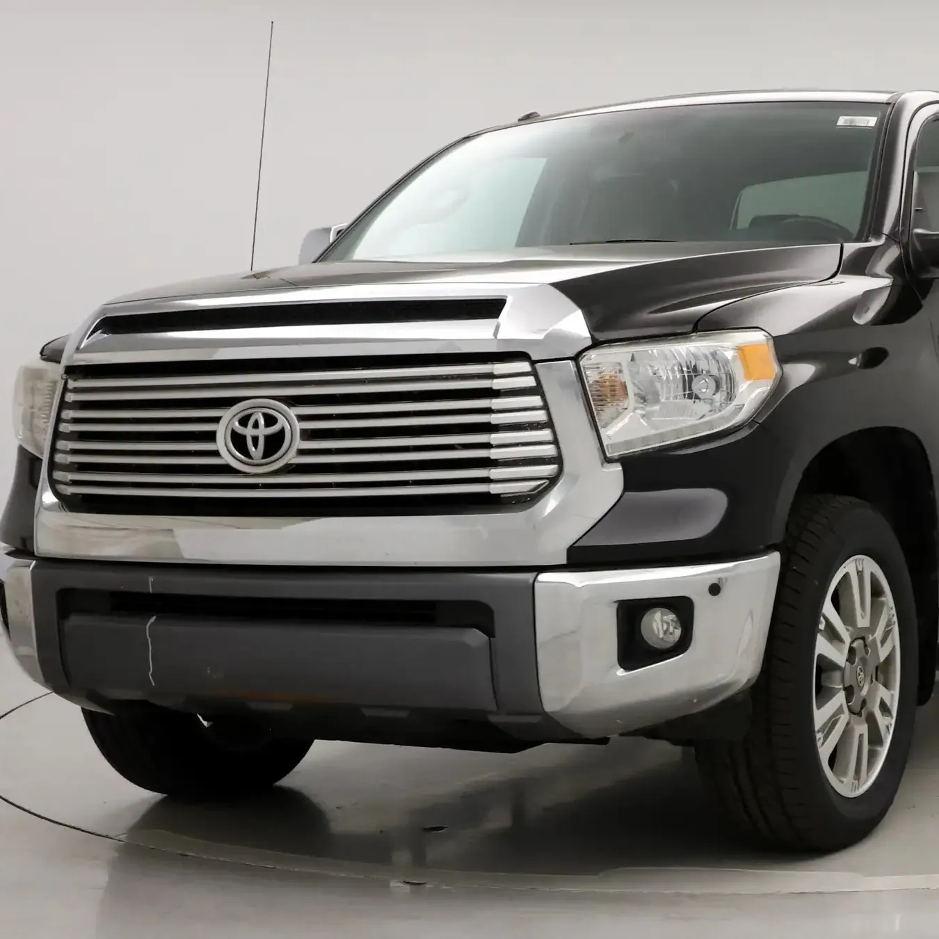 2015 T OYOTA TUNDRA VERWENDET VOLL OPTION LHD OPTION GÜNSTIGE ZWEITE HAND AUTO NIEDRIGE MILEAGE ZUM VERKAUF EUROPA GEBRAUCHTER SUV