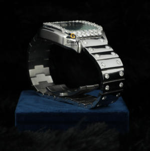 นาฬิกาฮิปฮอปประดับเพชรสำหรับผู้ชายดีไซน์หน้าปัดแบบกำหนดเองได้สีสดใสตัดเป็นพิเศษ - Product Image 4