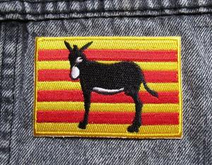 Vente en gros d'usine, patchs brodés en tissu sergé de fer personnalisés, patchs à paillettes personnalisés, prix raisonnable / pour vêtements, style à coudre - Product Image 5