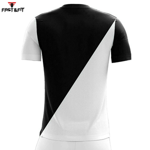 Vente en gros 2024 nouvel arrivage d'uniformes de football d'équipe respirants nouveau design d'uniforme d'équipe de football fabriqué en usine à vendre - Product Image 5