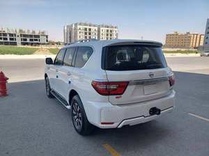 SUV 2022 Usado, Automático, Tracción en las Cuatro Ruedas, Asientos de Cuero, Motor de 4.1-6L, Control de Crucero Adaptativo, Volante a la Izquierda, Neumáticos R18, Techo Panorámico - Product Image 5