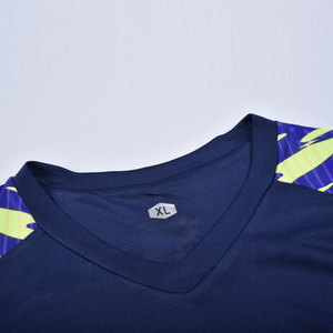 Uniforme de Fútbol Ligero y Transpirable de Alta Calidad, 100% Poliéster, Material Duradero, Ropa de Equipo para Hombre Adulto - Product Image 2