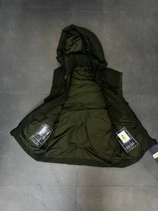 Men's Plus Size <b>Casual</b> Puffer Vest & <b>Waistcoat</b> Comfortable & Stylish with Nylon Filling and Hooded Collar for Winter Season - Product Image 3