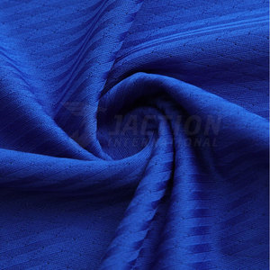 Uniforme de football à manches courtes pour l'été, confortable, respirant et à séchage rapide, fabriqué par des professionnels pour les équipes - Product Image 6