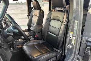 JEEP WRANGLER UNLIMITED SAHARA 4X4 2020 EXTRÊMEMENT PROPRE, PRÊT À LA LIVRAISON - Product Image 4