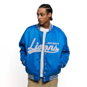 เสื้อแจ็คเก็ตวาร์ซิตี้แบบติดกระดุมเต็มตัว รุ่น Custom Team Letterman สีน้ำเงิน Detroit Lions Scout สำหรับผู้ชาย สไตล์เสื้อเบสบอลวิทยาลัย - Product Image 3