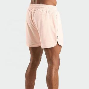Pantalones cortos de gimnasio transpirables y ligeros para hombre, malla de secado rápido que absorbe la humedad, ropa deportiva cómoda de patrón sólido para correr y entrenar - Product Image 5