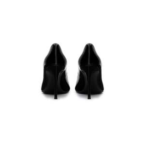 Zapatos de Tacón con Logo en Forma de V de Valentino - Negro - Product Image 2