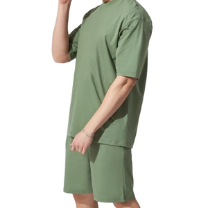 ชุดเสื้อผ้าสองชิ้นแบบลำลองสำหรับผู้ชายเสื้อยืดผ้าฝ้ายทรงโอเวอร์ไซส์ & กางเกงขาสั้น - Product Image 2