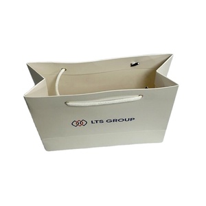 Bolsa de Compras Ecológica de Papel Color Marfil, Bolsa de Embalaje de Lujo con Impresión Personalizada, Suministro al por Mayor de Fábrica en Vietnam - Product Image 6