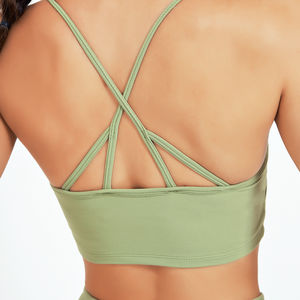Soutien-gorge de sport respirant à dos en V avec coussinets intégrés Logo personnalisé sans manches haut court Yoga Fitness soutien-gorge de sport à la palangre - Product Image 6