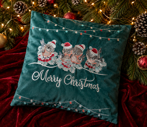 Housse de coussin en velours brodée Joyeux Noël blanche – Oiseaux d'hiver - Product Image 1