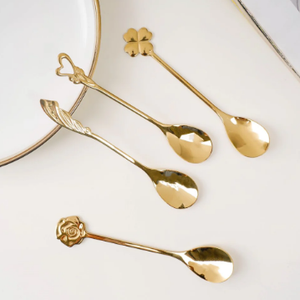 Cucharas doradas Cubiertos de metal Cubiertos decorativos Cuchara de café hecha a mano Cucharas de restaurante de hotel para el hogar sostenibles - Product Image 1