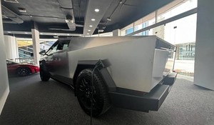 มูลนิธิรถบรรทุกไซเบอร์ LHD 2024 TES La - Product Image 3