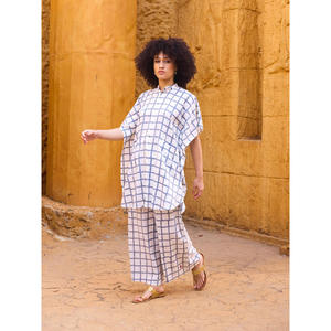 Conjunto de Dos Piezas de Algodón Nea - Atuendo Casual y Moderno para Damas - Product Image 2
