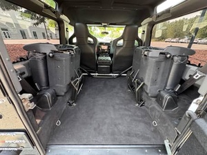 Land Rover Defender 90 4WD/AWD Automático de 6 Velocidades de 1996, el Más Vendido - Product Image 6