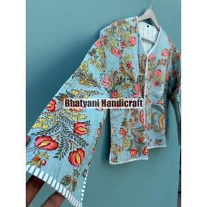 Veste matelassée en coton pour femme Style Boho fait à la main avec Kimono Stripe Front Open Design pour la saison d'automne - Product Image 4