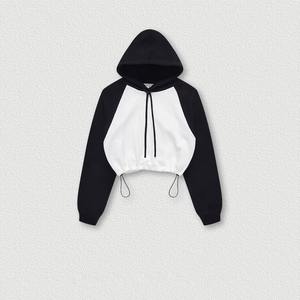 Sweat à capuche pour femme à manches longues de haute qualité fabriqué sur mesure par un fabricant pakistanais avec logo personnalisé, couleur unie, pull à prix avantageux - Product Image 3