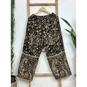 Pijama Unisex de Invierno de Lujo, Mezcla de Lana de Yak, Diseño Cachemir, Cordón Ajustable, Elegante, Cálido y Suave - Product Image 1