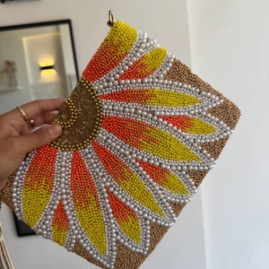 กระเป๋าผ้าทอลูกปัดทำมือเทรนด์แฟชั่นใหม่กระเป๋าถือหรูหรามีสายสะพายไหล่สายโซ่มุกสวยงาม - Product Image 1