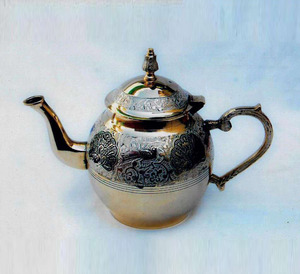 Top Quality Brass Tea <b>Pot</b> for Serving Tea and Coffee New Embossed Design Brass Kettle Available at Cheap Price . - Product Image 4