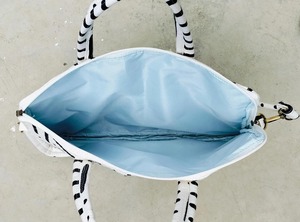 White Cotton Quilted Durable Vintage <b>Laptop</b> <b>Bag</b> Handle Lightweight Waterproof Fashionable Simple Business Office Protection - Product Image 3