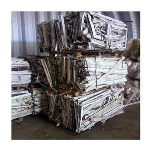 Déchets de profilés PVC / Déchets de PVC / Granulés de PVC recyclés - Product Image 1