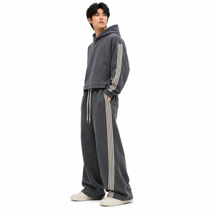 Ensemble de survêtements rayés pour hommes, pantalon large et sweat à capuche oversize, streetwear personnalisé, vente en gros OEM/ODM, mode urbaine décontractée USA - Product Image 2