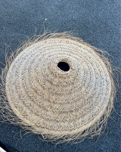 โคมไฟหญ้าทะเลแบบเรียบง่ายทันสมัยสำหรับตกแต่งบ้านโคมไฟระย้าแขวนเพดานสำหรับโรงแรมรีสอร์ทผู้จำหน่ายจากเวียดนาม - Product Image 1