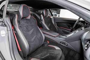 SUPER CLEAN 2023 A-ST-ON MA-R-TIN DBS COUPE PRÊT À ÊTRE EXPÉDIÉ - Product Image 5