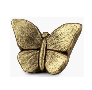 Cette urne commémorative intemporelle présente une forme sculptée lisse conçue pour préserver les cendres précieux avec un charme d'hommage sincère. - Product Image 1