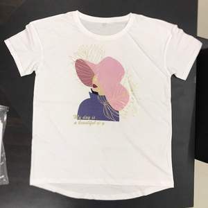 Camiseta de mujer de alta calidad - Product Image 4