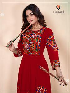 Designer Fancy Indian Wear Élégant Meilleur Heavy Rayon Groen Avec Gamthi Work Fournisseur mondial Femme Mode Exportateur Et Fourniture - Product Image 4