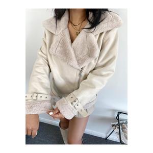 Cappotto lungo in pelle scamosciata da donna con cintura in pelliccia capispalla elegante ed elegante - Product Image 2