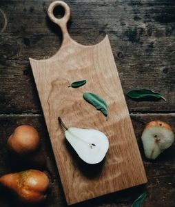 Planche à découper compacte en bois de gros conçue pour les petites cuisines offrant une surface de coupe attrayante et fonctionnelle - Product Image 3