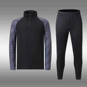 ชุดวอร์มซับลิเมชั่นแบบมีซิป ดีไซน์ทันสมัย ขายดี รับผลิตตามแบบ ODM/OEM พร้อมบริการสกรีนโลโก้ สำหรับการฝึกซ้อมกีฬาในฤดูหนาว - Product Image 3